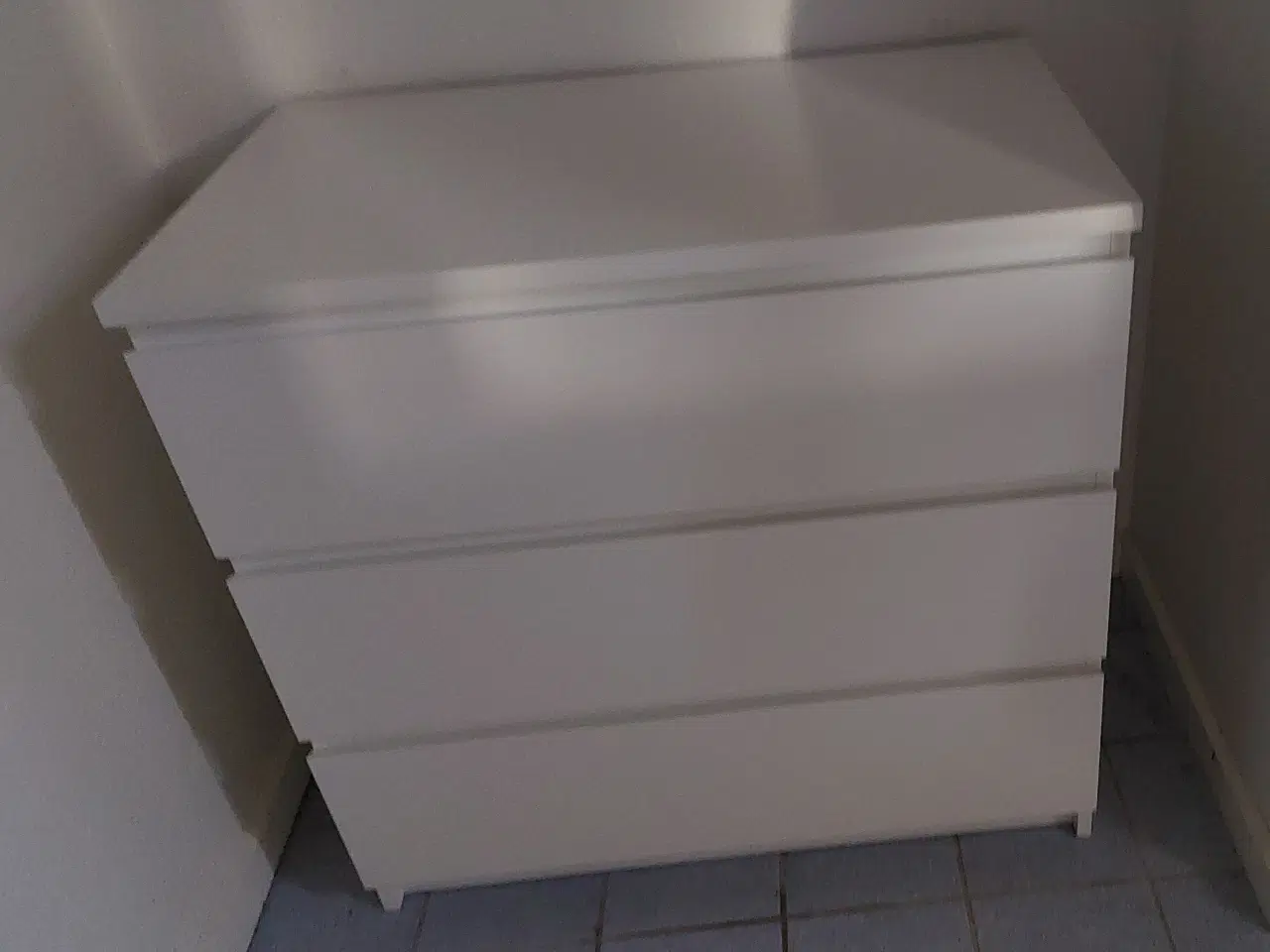 Billede 1 - Malm 3 skuffer kommode