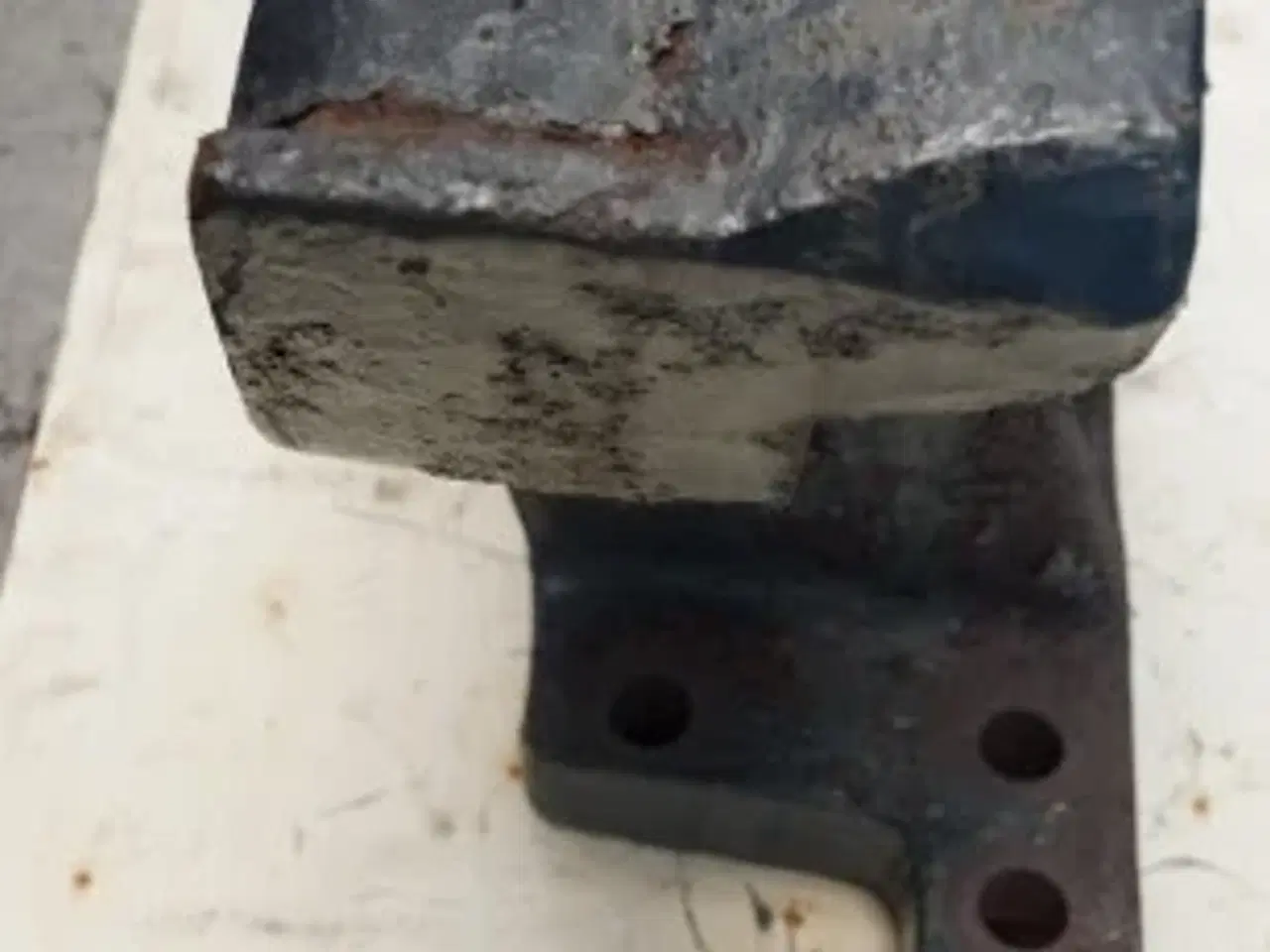 Billede 7 - New Holland TG285 Vægtklods Base 446069A1