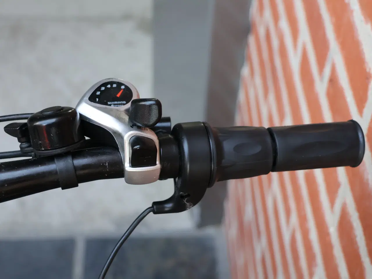 Billede 7 - El-mountainbike m/18 gear, skivebremser og lader