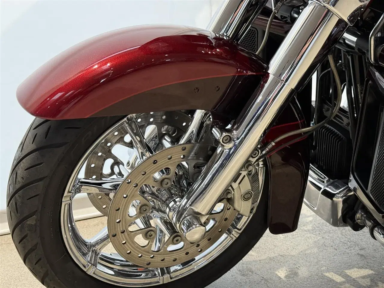 Billede 34 - Harley Davidson FLTRUSE Road Glide Ultra CVO 110"