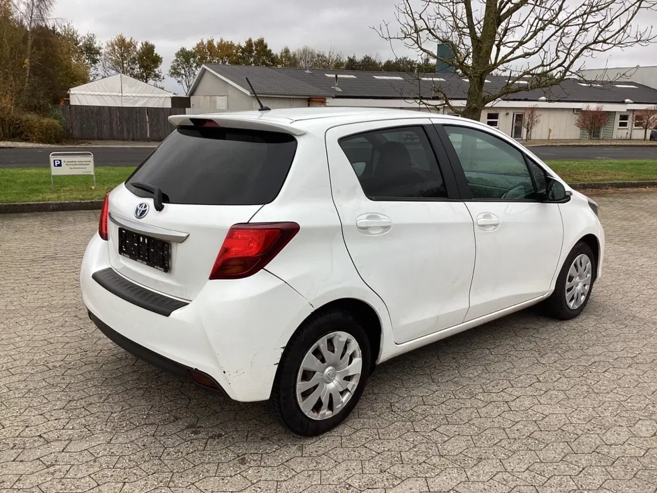 Billede 3 - Toyota Yaris 1,5 Hybrid H1 e-CVT Van