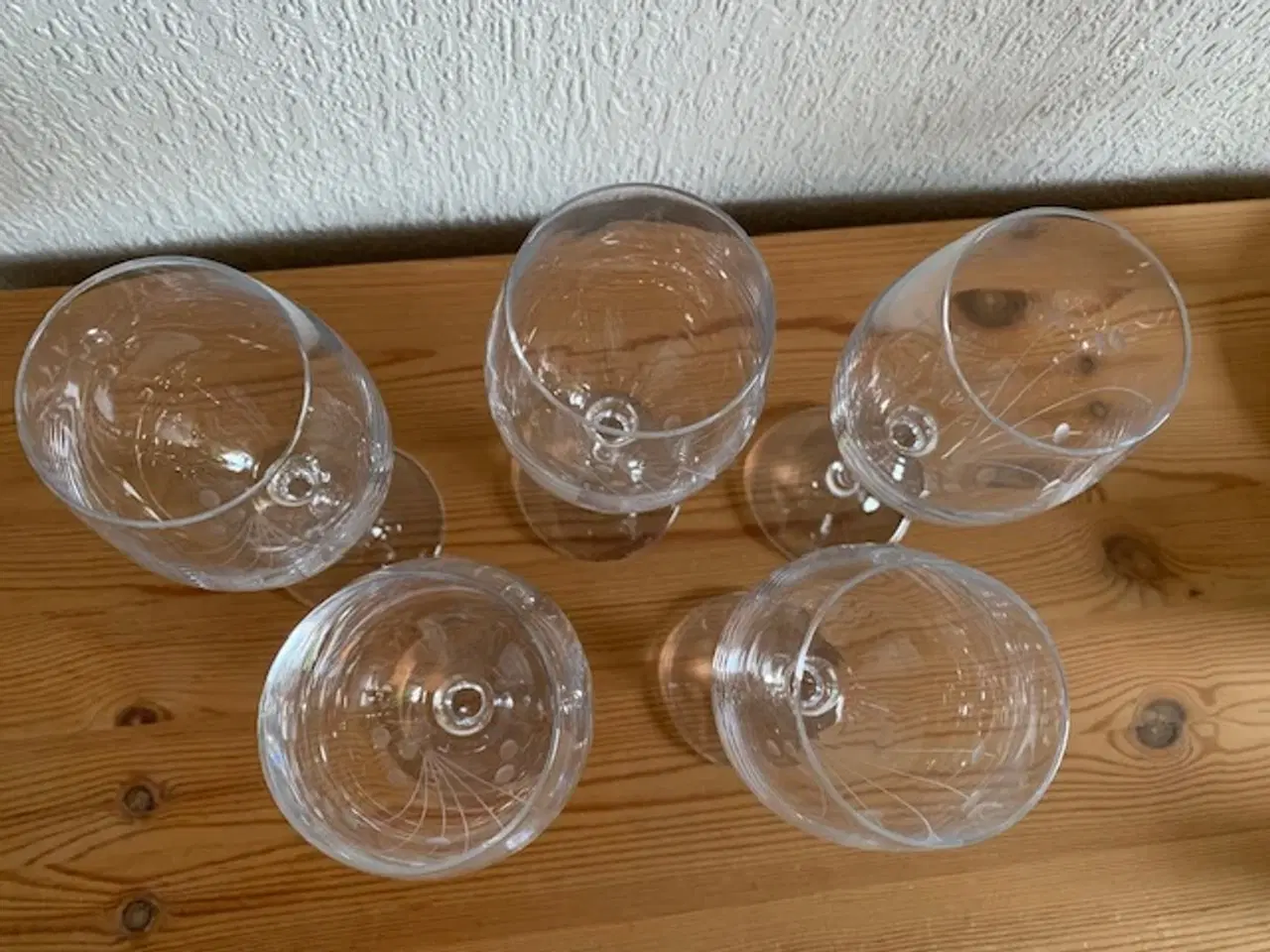 Billede 4 - Krystal glas 5 stk fra Tjekkiet, samlet pris 30 kr