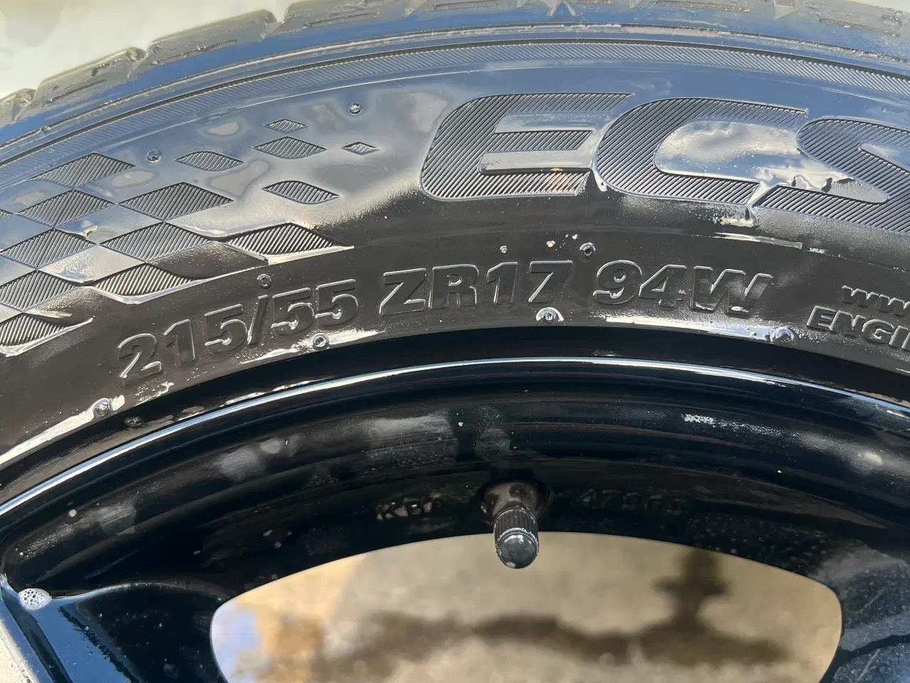 Billede 2 - Komplet dæk med alufælge 