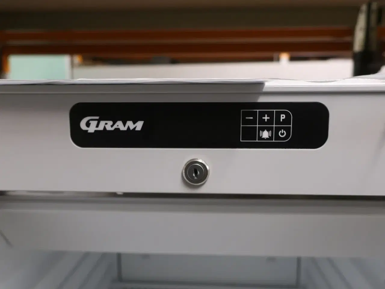 Billede 3 - Køleskab GRAM K 220 RG