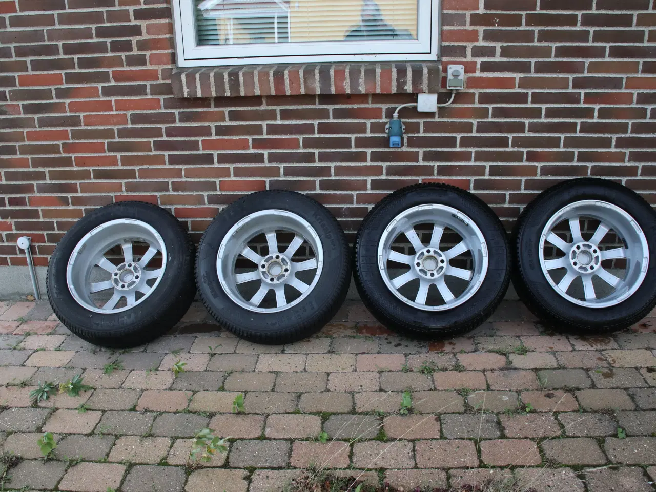 Billede 1 - Peugeot/DS3/Citroen/Ford ALU Fælge med vinterdæk