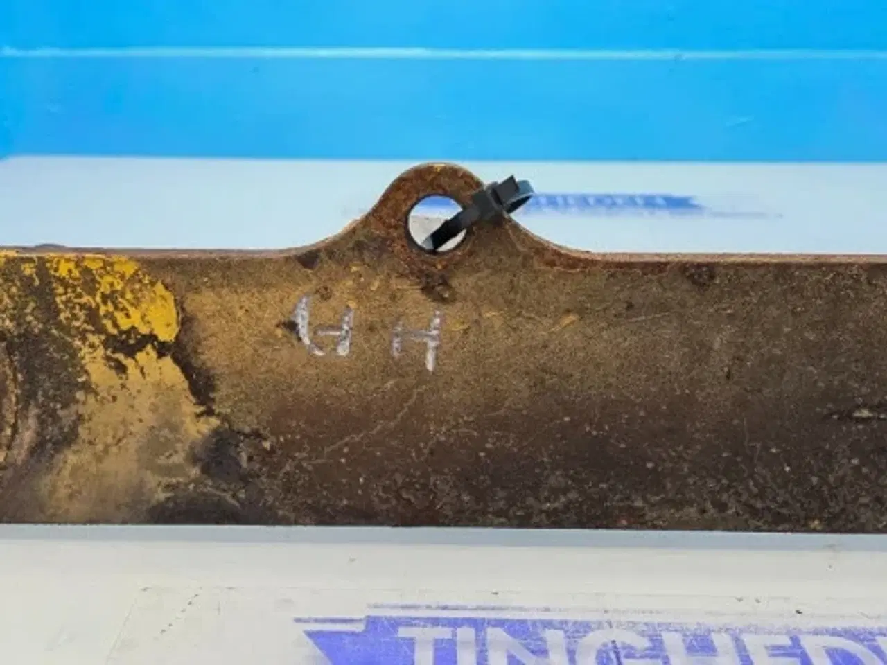 Billede 9 - New Holland LB115B Forbidelsesstang 87305181