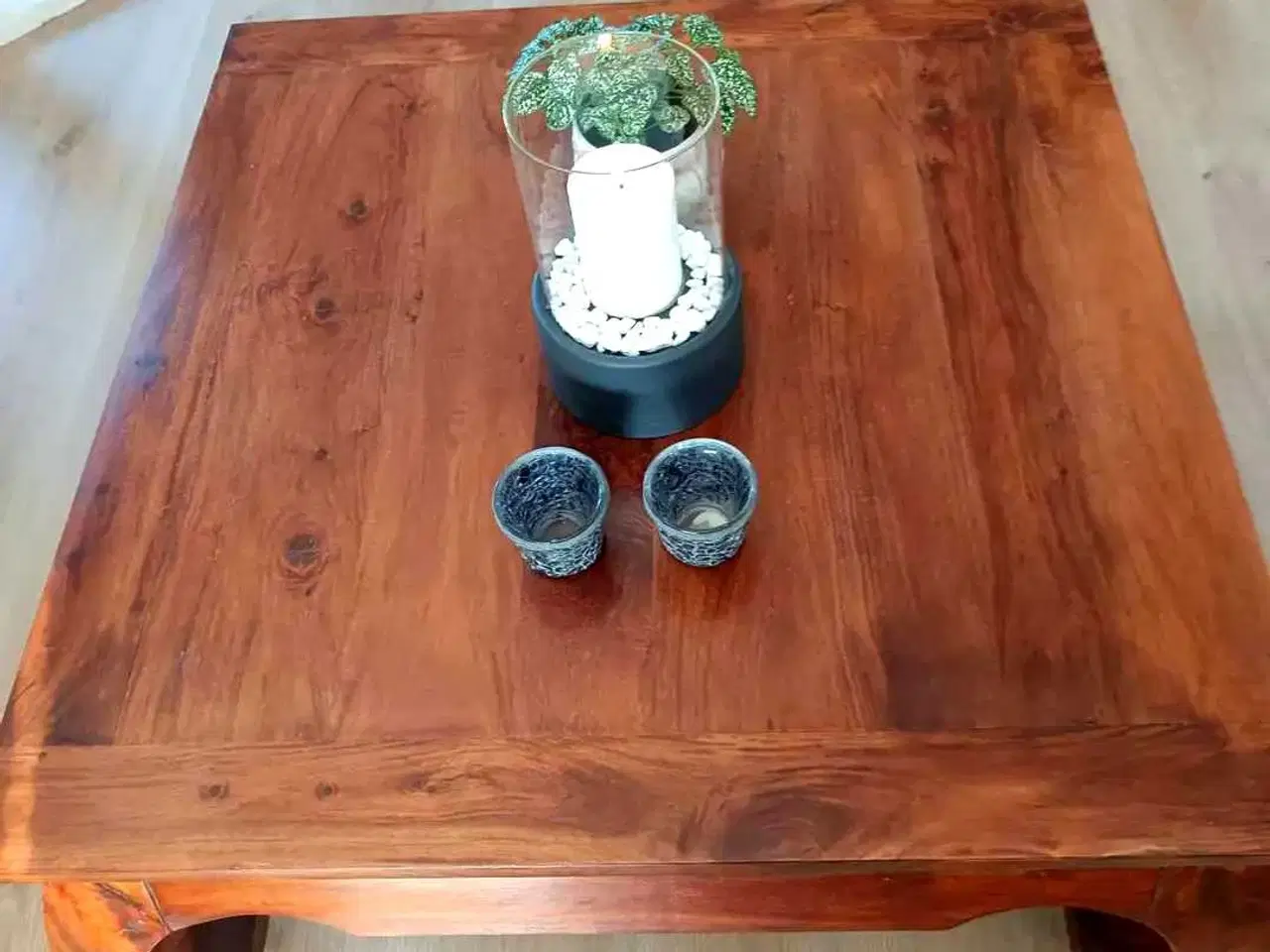 Billede 4 - Smukt varmt sofabord, som ny! 