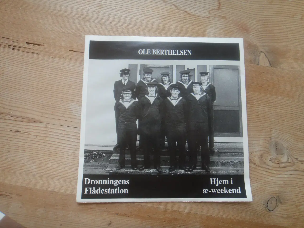 Billede 1 - SINGLE - Ole Berthelsen - Dronningens...