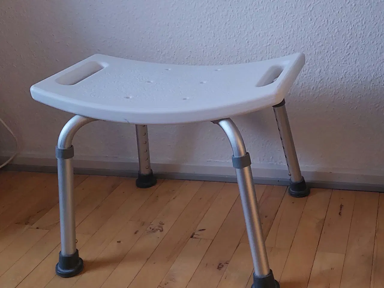 Billede 2 - brusebadstaburet til voksne