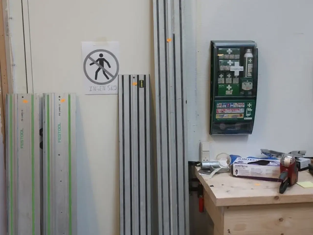 Billede 1 - 2 stk. føringsskinne DEWALT