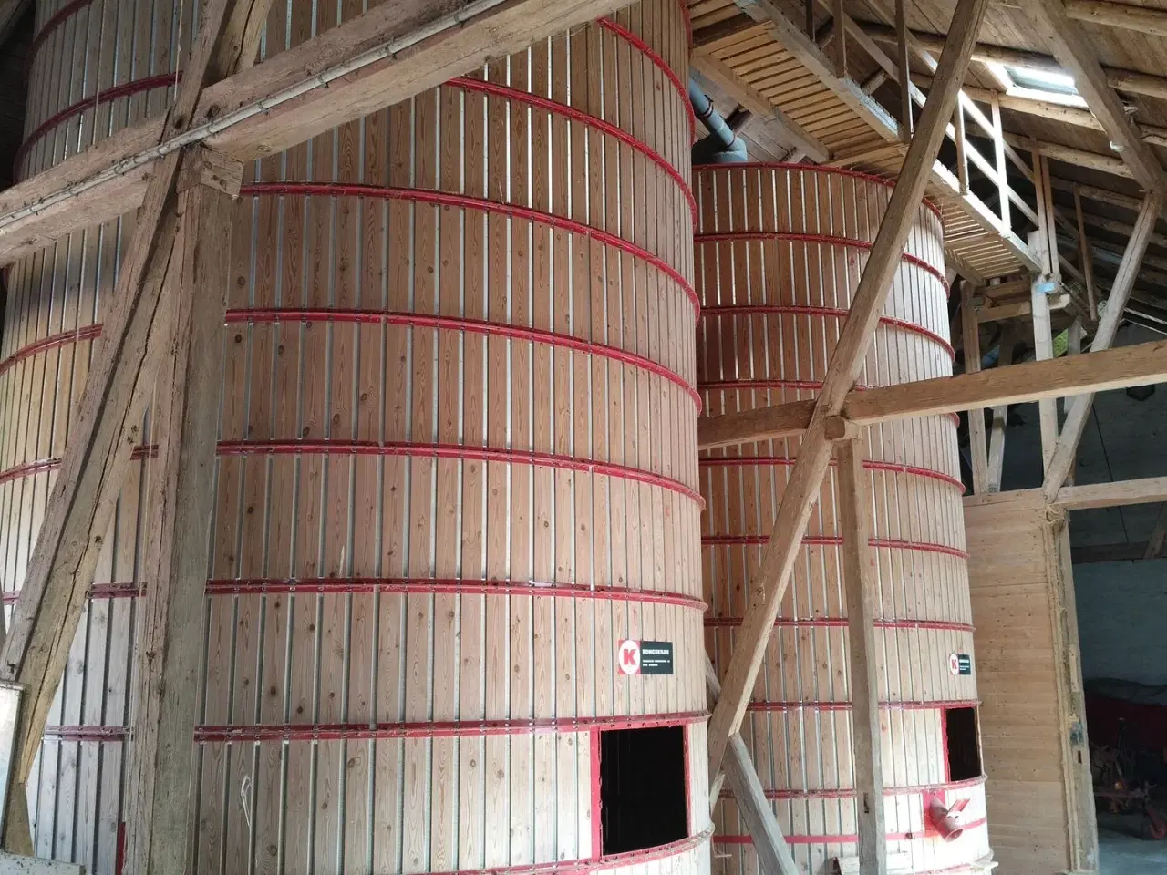 Billede 1 - Kongskilde Træsilo Ø ca. 4 m, højde ca. 5,4 m