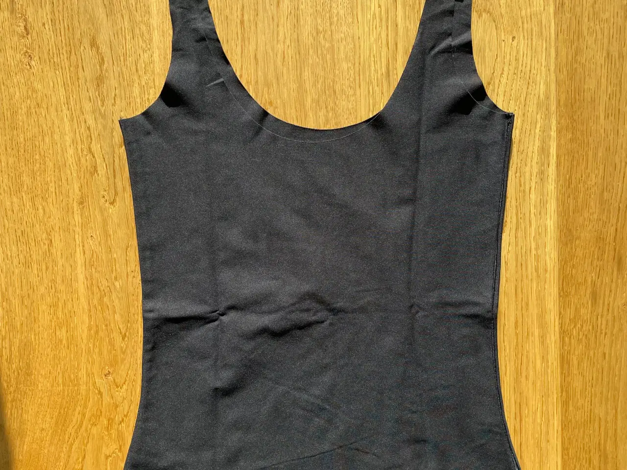 Billede 3 - Organic Basics top