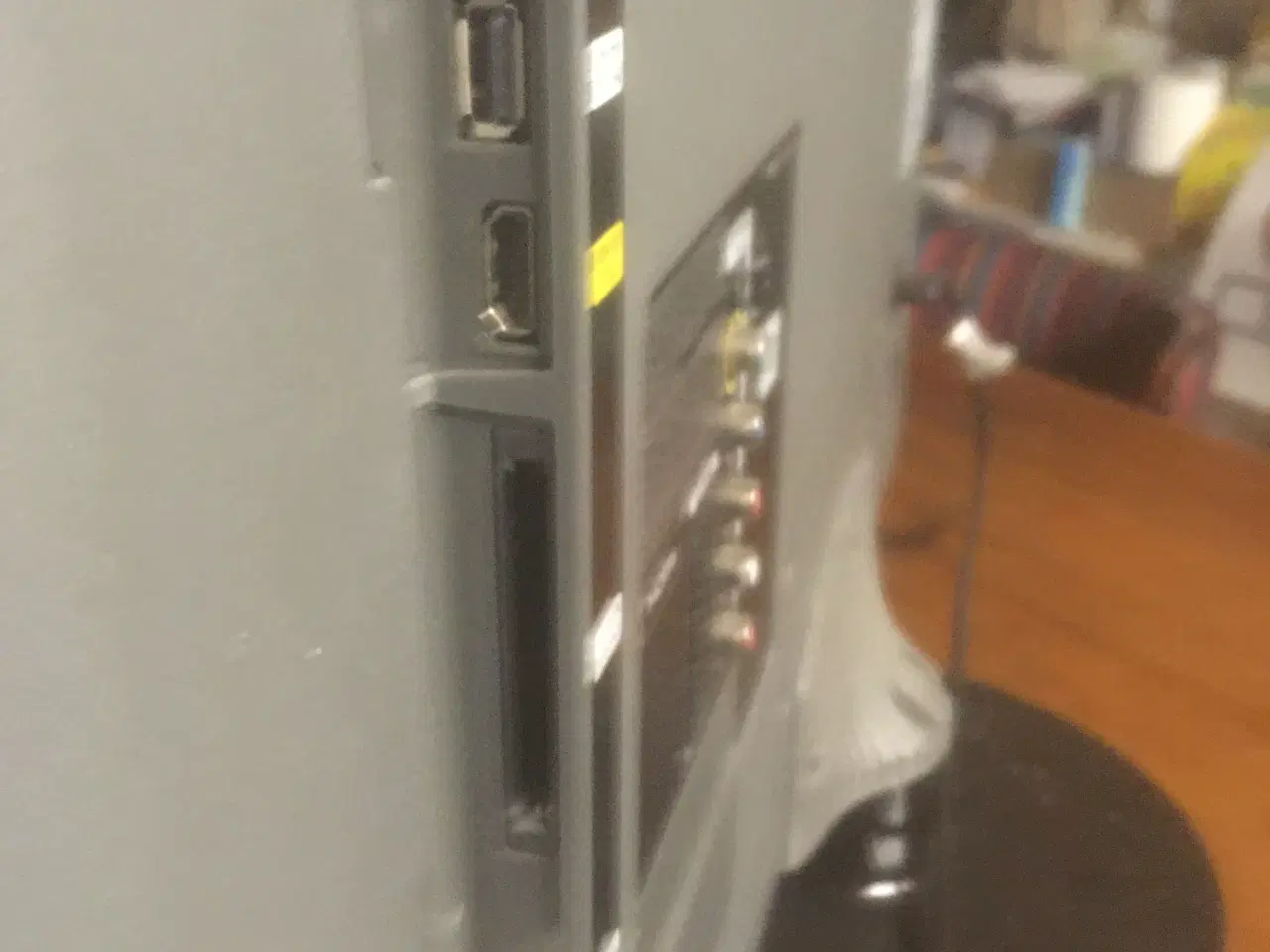 Billede 3 - Fladskærm TV 32”