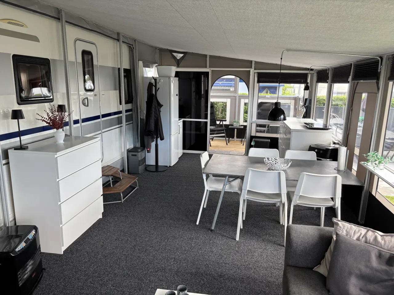 Billede 6 - Campingvogn + Standby telt 