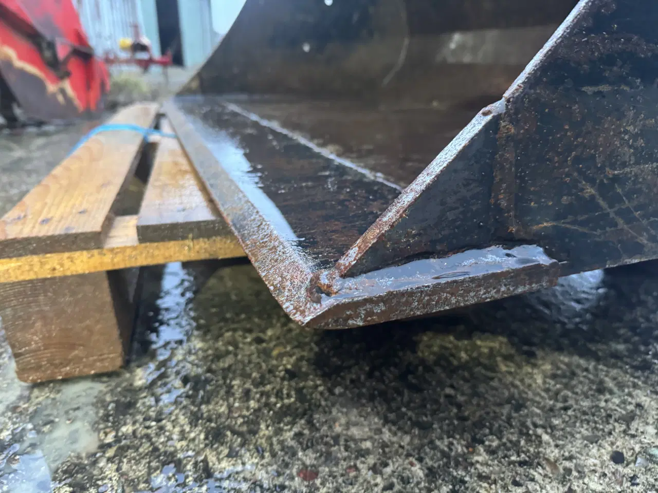 Billede 5 - Skovl med Giant beslag