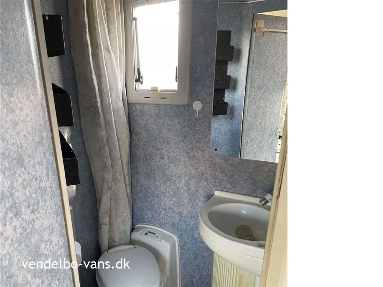 Billede 11 - 2000 - Vendelbo Sunshine 675   3 x dobbeltseng