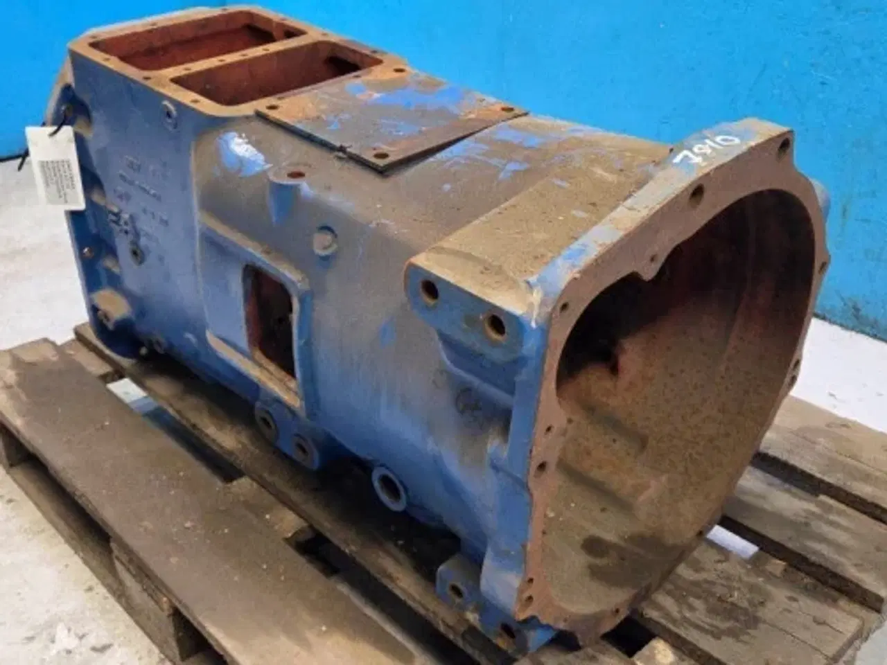 Billede 2 - Ford 8210 Gearkasse Hus E2NN7006EA