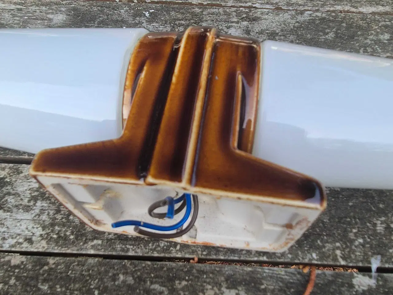 Billede 5 - Klassisk brun badeværelseslampe