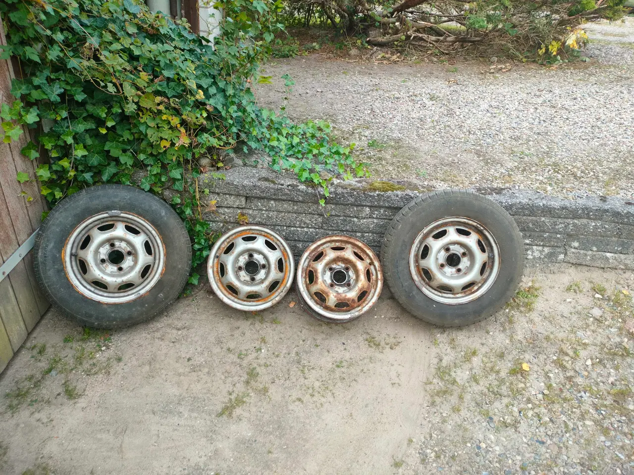 Billede 1 - Original VW Golf 1 / Scirocco 1 Stålfælge sæt 13"