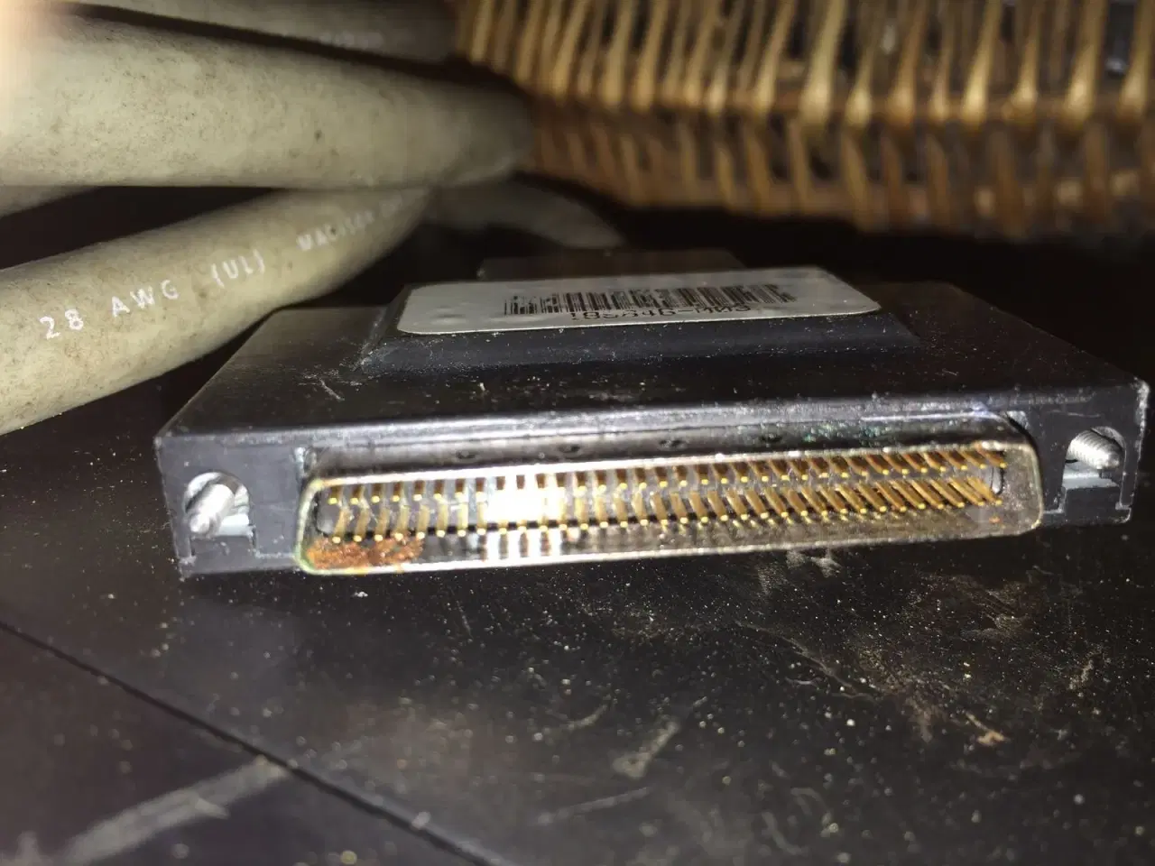 Billede 3 - SCSI kabler og kort