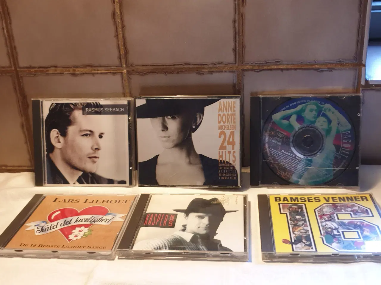 Billede 2 - GRATIS CD Danske sangere og CD for børn SE 3 fotos