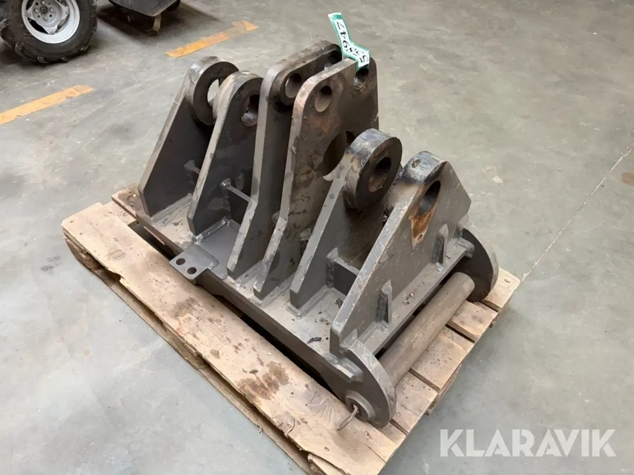 Billede 1 - Skovlfæste S70 - fra Sjørring kipbar planerblad