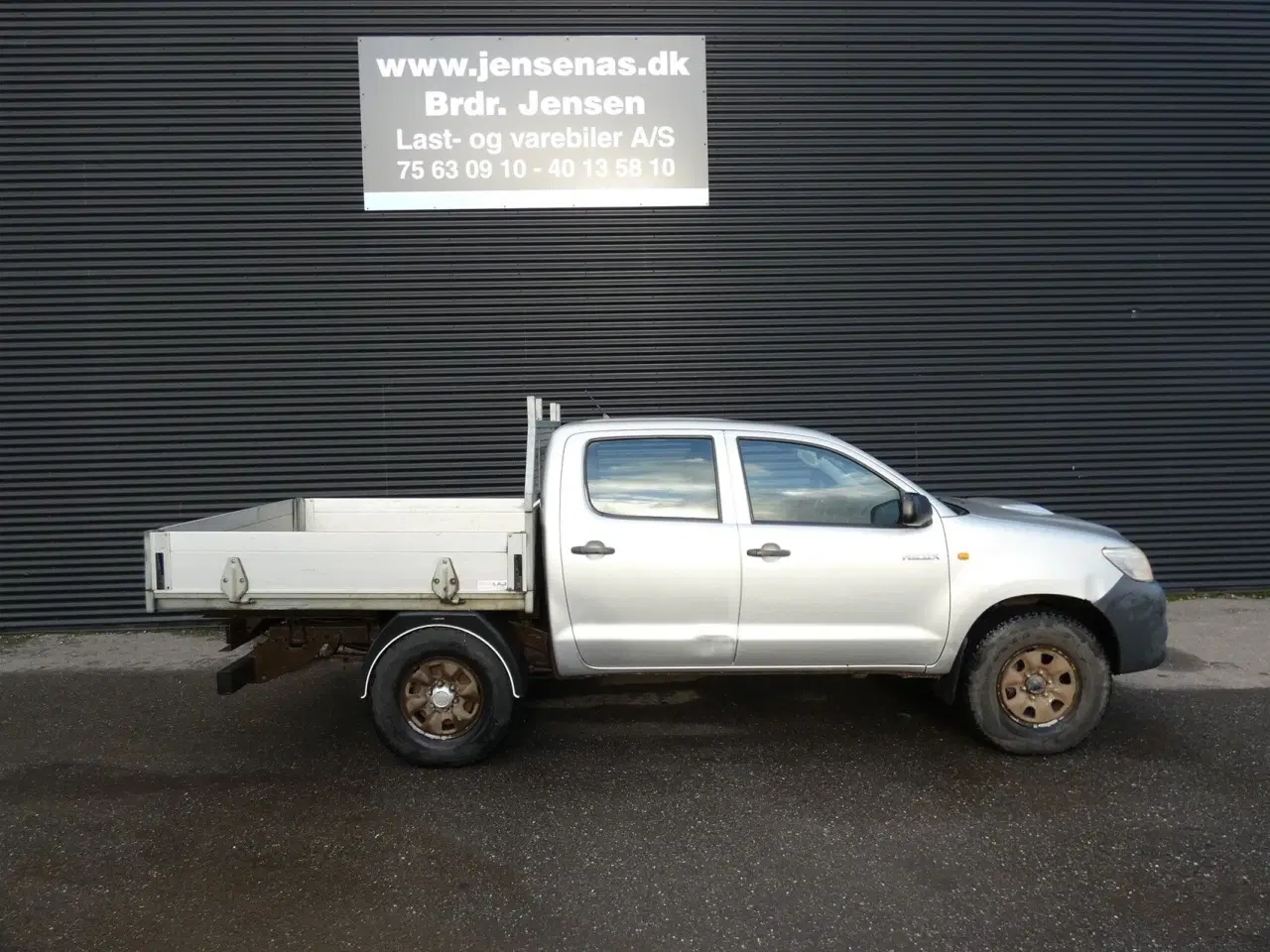 Billede 3 - Toyota HiLux Dobb.Kab. 2,5 D-4D T2 a/c 4x4 144HK Pick-Up