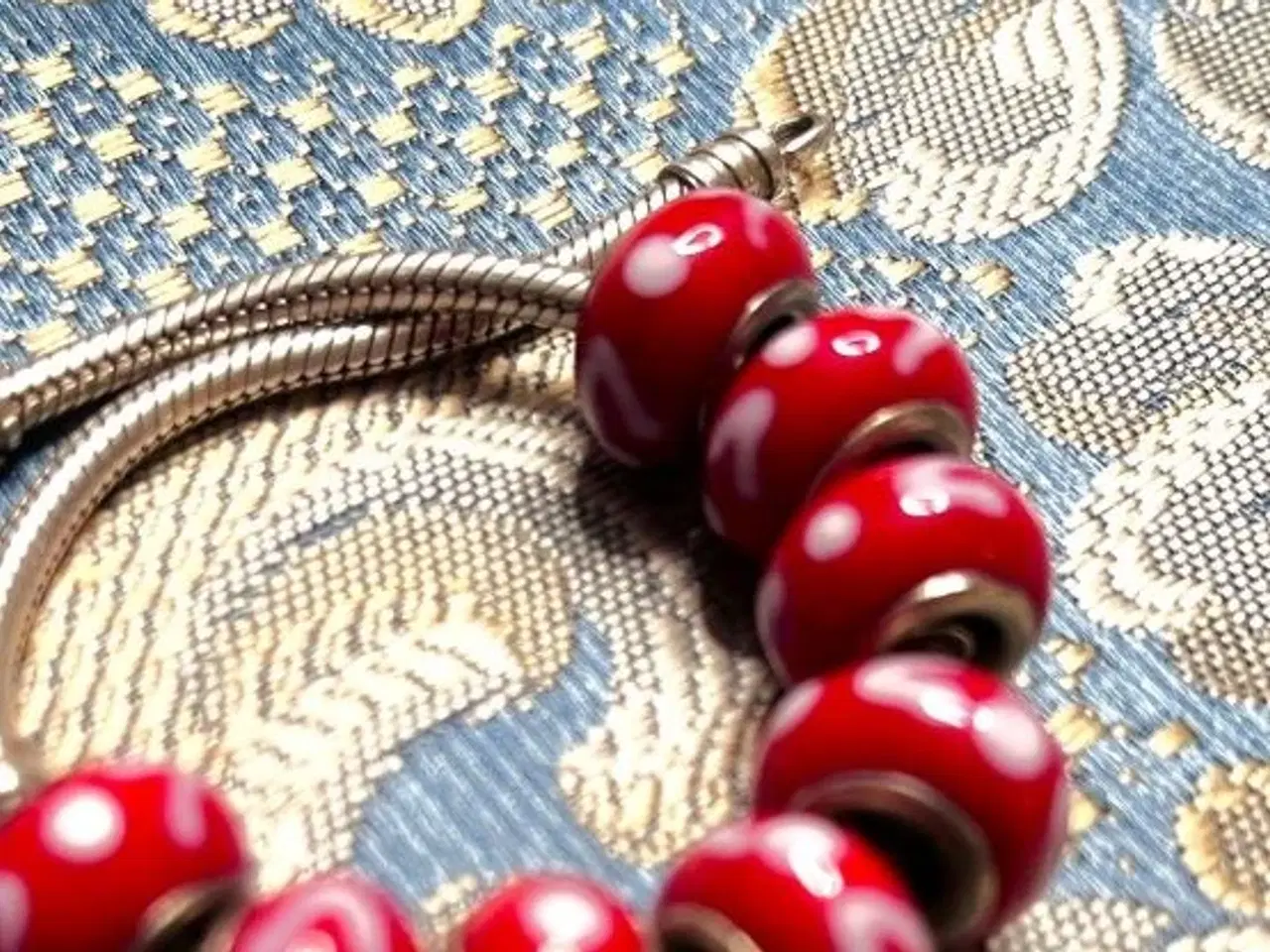 Billede 6 - Glasperler - glasled - glaskugler i rød