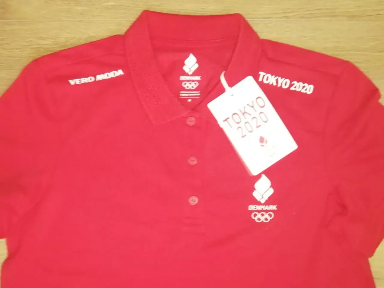 Billede 4 - NY OL 2020 VERO MODA TEAMWEAR POLO, STR. M