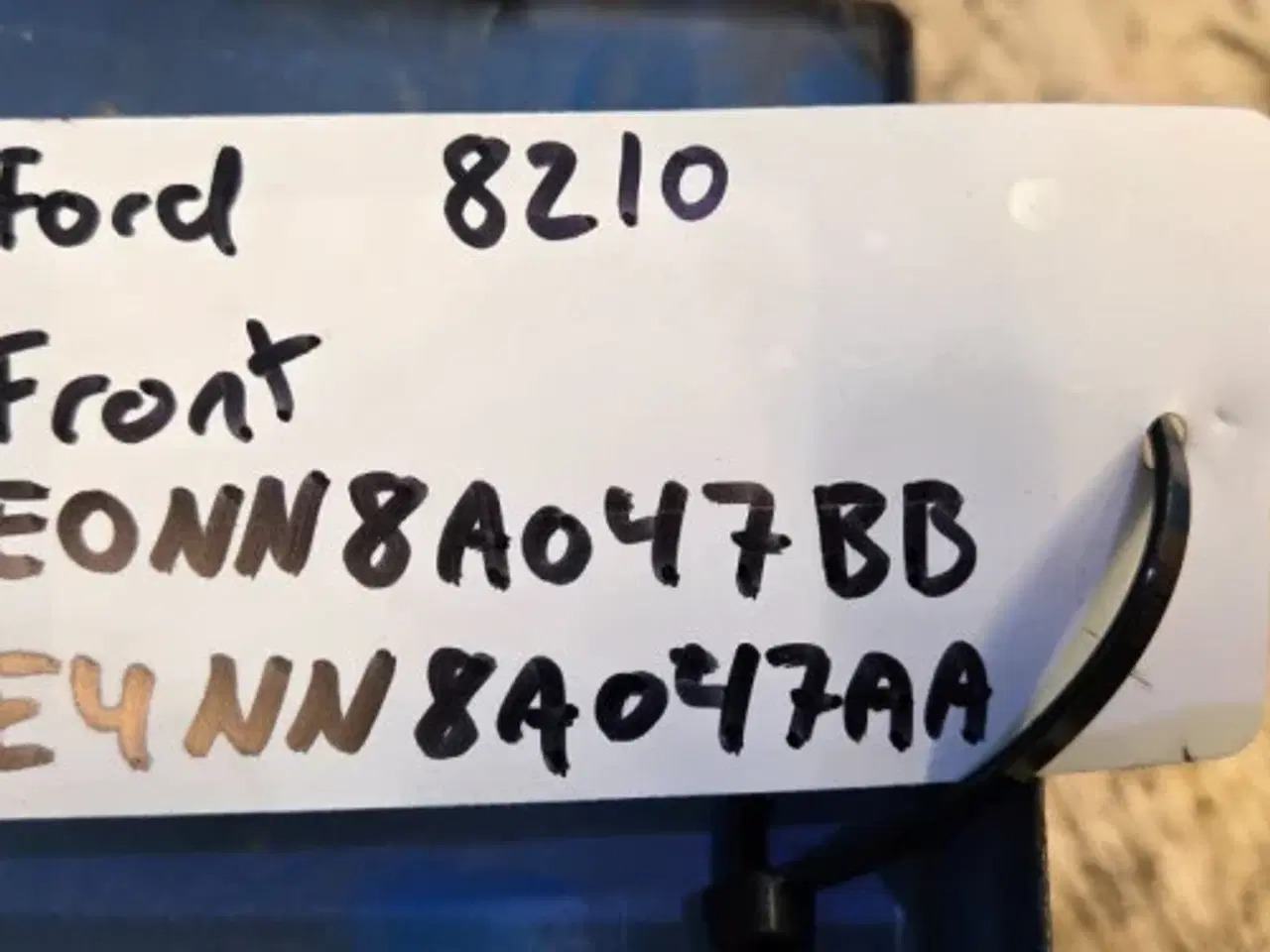 Billede 2 - Ford 8210 Panel E0NN8A047BB