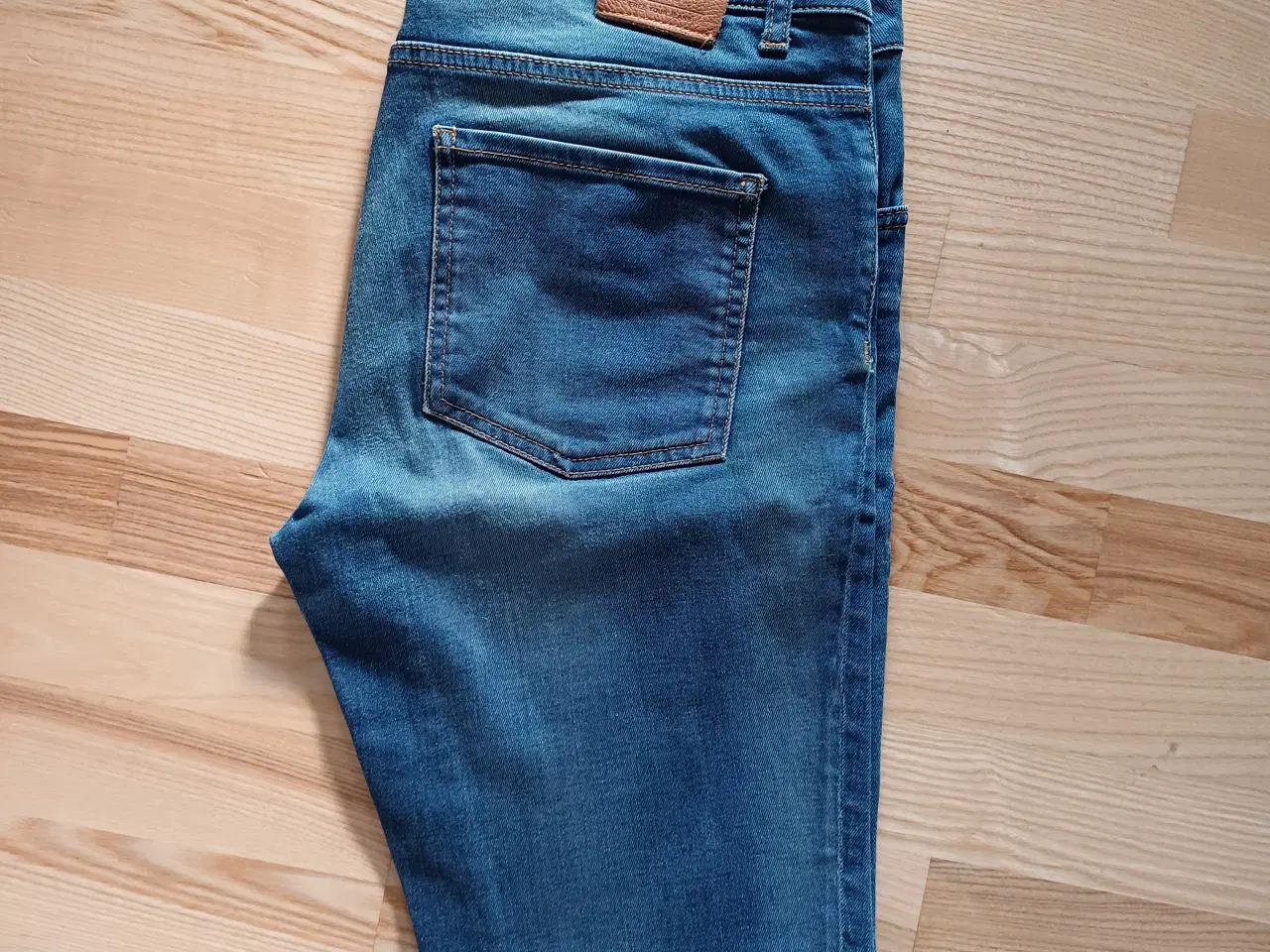 Billede 1 - Jeans Pulz mellemblå