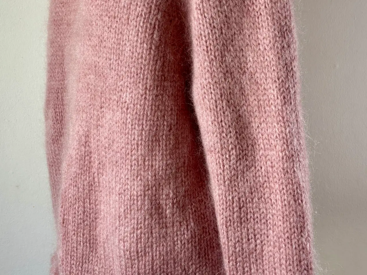 Billede 4 - Dear Dharma, sweater, str 36