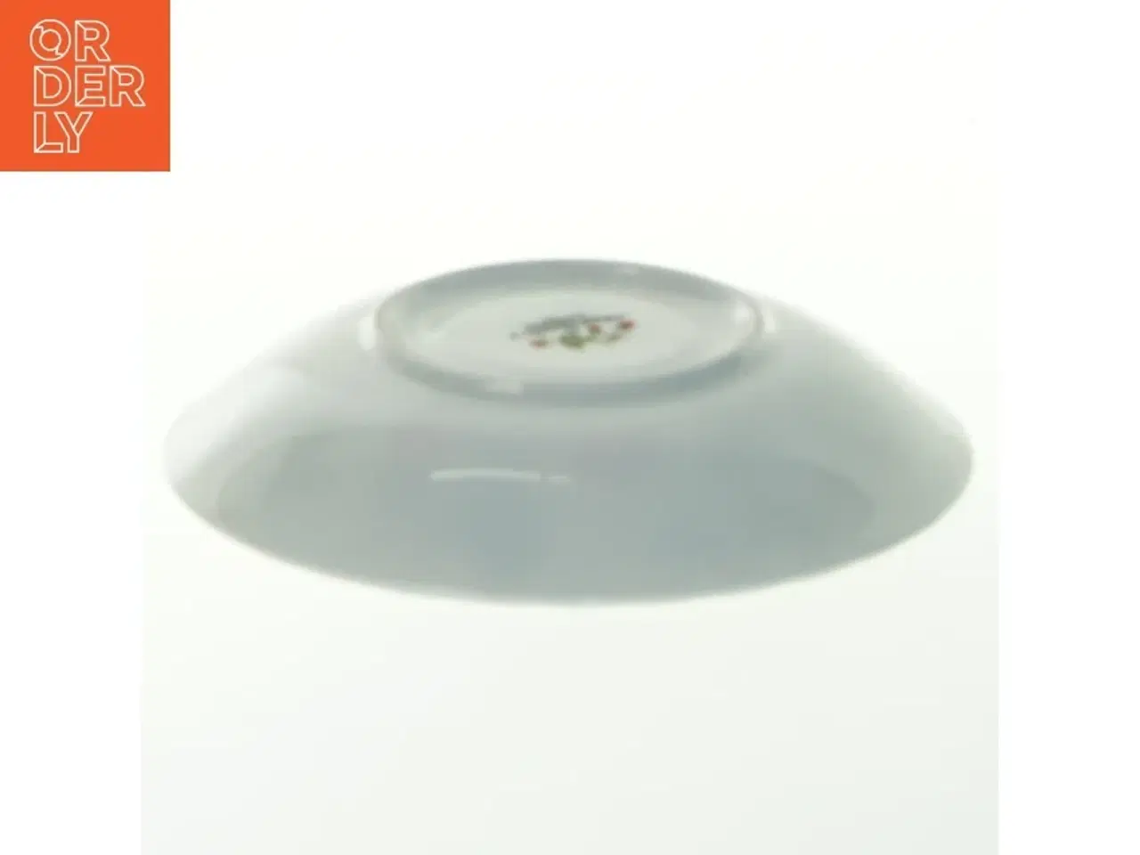 Billede 3 - Porcelæns tallerken med jordbærmotiv (str. 15x2,5 cm)