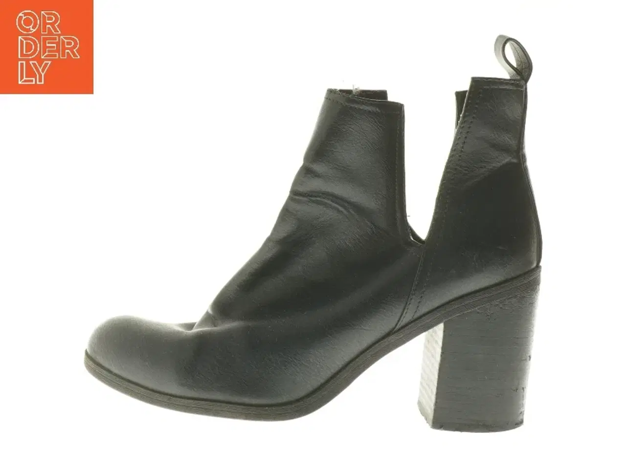 Billede 1 - Sort ankelstøvler med hæl (str. fod 25 cm)