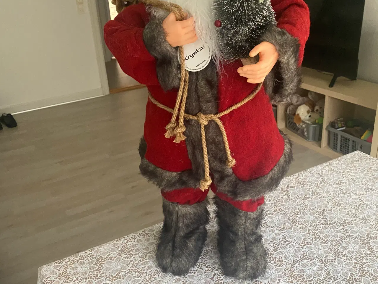 Billede 1 - Special hjemmelavede nisse med stof tøj på 62 cm