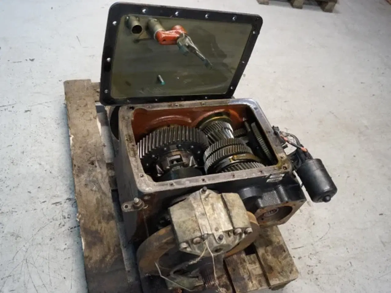 Billede 11 - Case 9010 Gearkasse 84081801