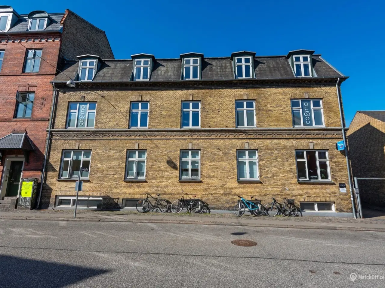 Billede 2 - Velindrettet og lyst kontor i hjertet af byen