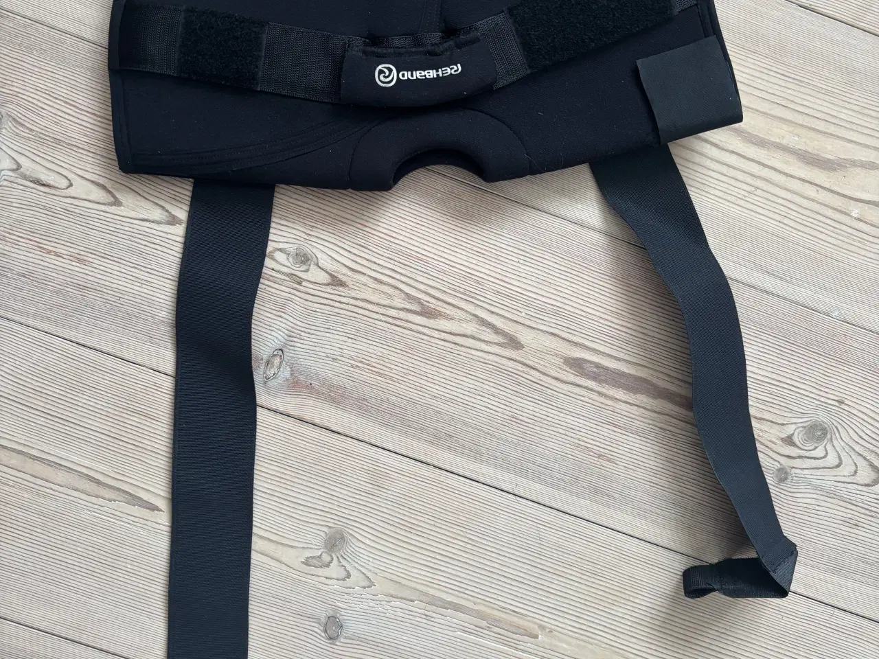 Billede 1 - Knæ skinne med Alu-skinner