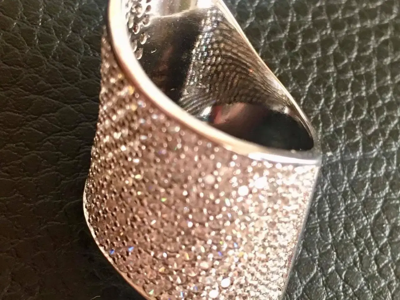 Billede 4 - ring af sterling sølv med Cubic Zirkonia