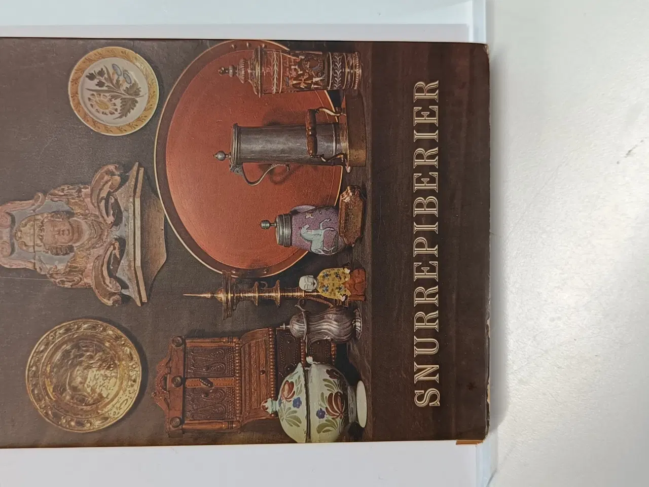 Billede 5 - Bøger om antikviteter pris pr stk 
