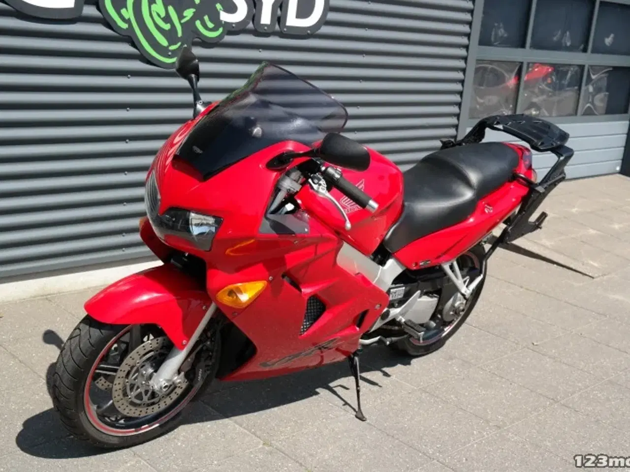 Billede 18 - Honda VFR 800 F MC-SYD       BYTTER GERNE