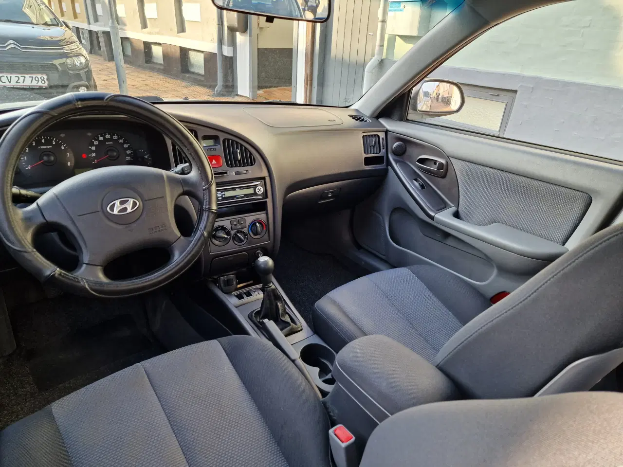 Billede 4 - Hyundai Elantra hatchback 2,0 XD sælges 