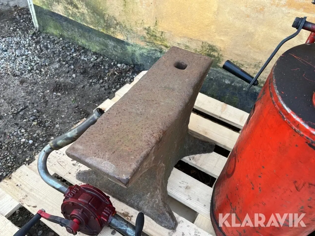 Billede 8 - Oliekande oliepumpe håndpumper og Ambus samlet lot