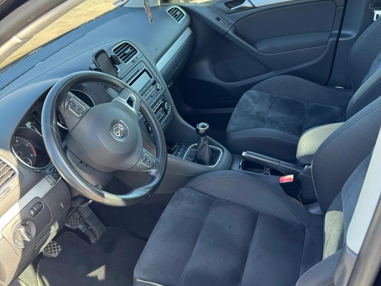 Billede 6 - Nysynet VW Golf 6 Highline 2011 2.0 TDi