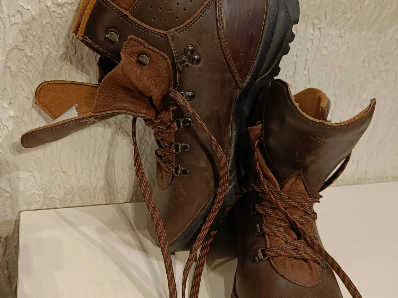 Billede 7 - Salomon 45str 