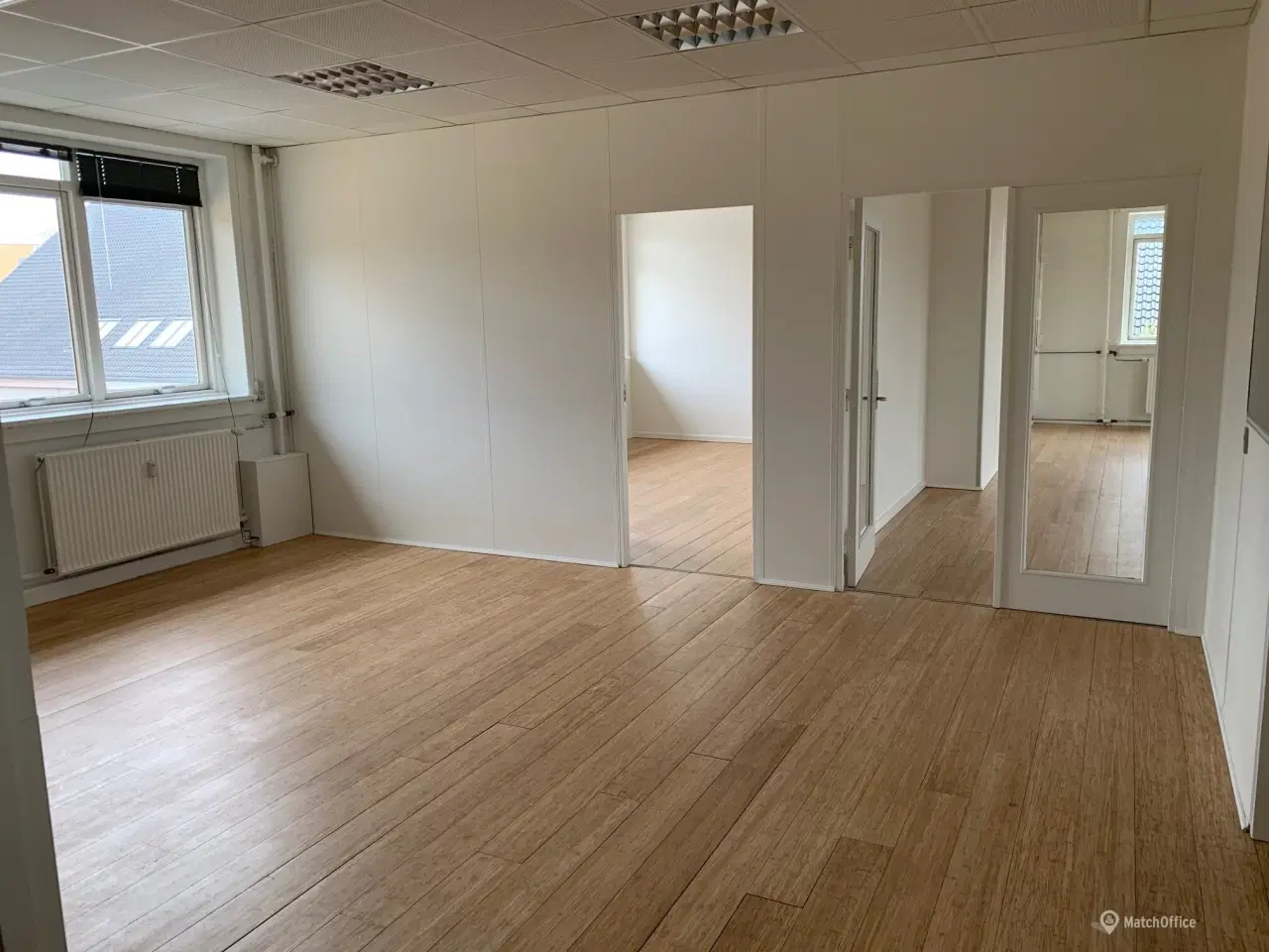 Billede 4 - Kontorlokaler på 198 m² udlejes.