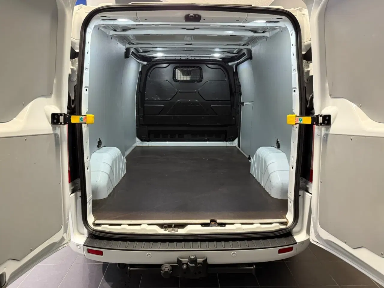 Billede 6 - Ford Transit Custom 320L 2,0 TDCi 185 Sport