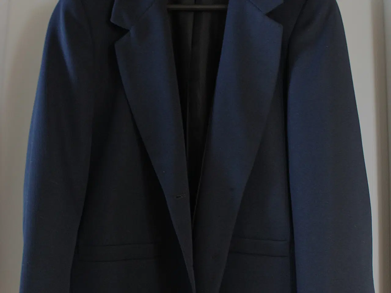 Billede 2 - Habit jakker sælges 