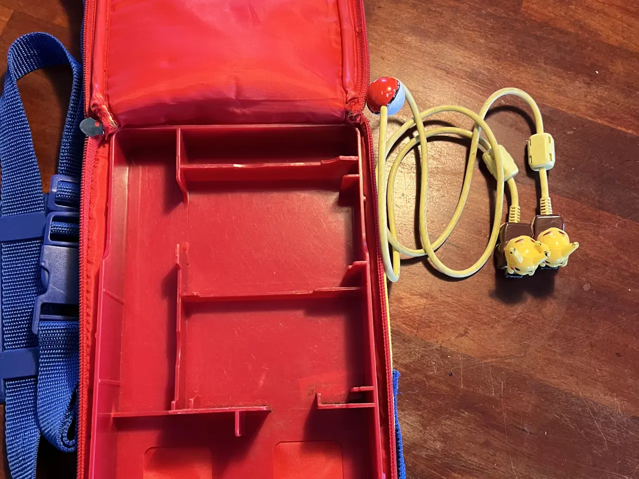 Billede 2 - Pokemon Pikachu skuldertaske med linkkabel 