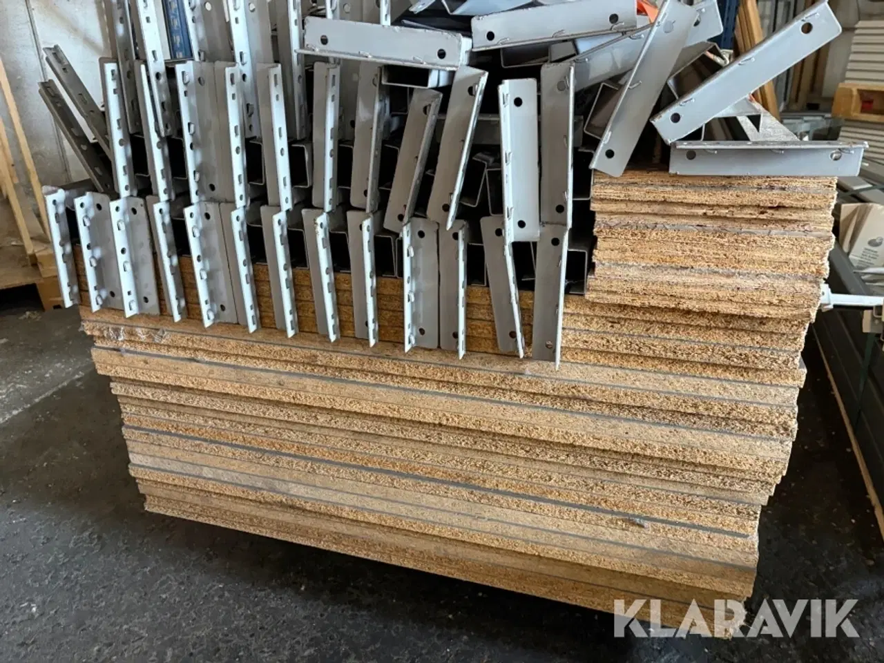 Billede 12 - Reoler 5 fag